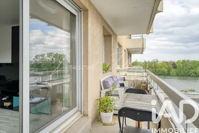 Apartment in Le Pecq (78230)