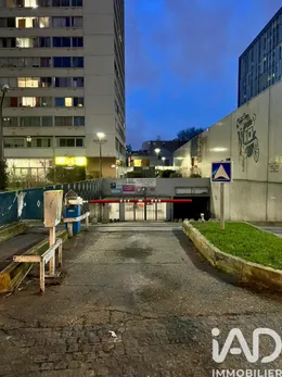 Parking à Paris (75013)
