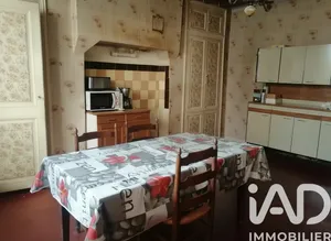 Townhouse in Andouillé (53240)