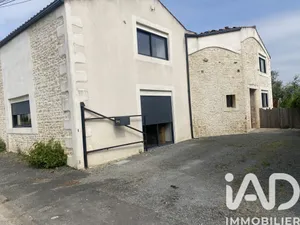 Maison à Longèves (17230)