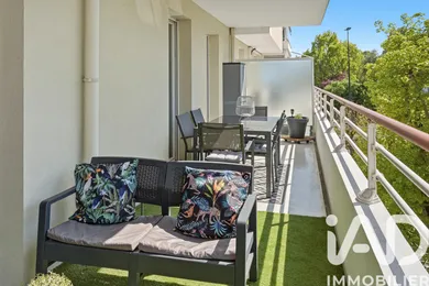Apartment in Nantes (44300)