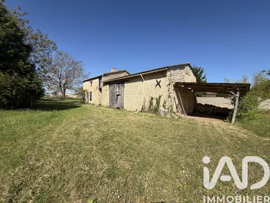Maison à Champigny en Rochereau (86170)