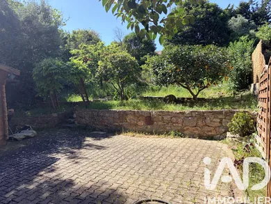 Appartement à Hyères (83400)