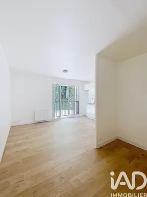 Apartment in Baulne (91590)