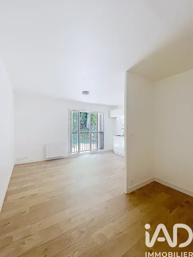 Apartment in Baulne (91590)