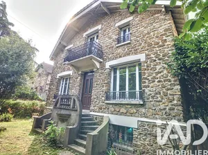 Maison traditionnelle à Villeneuve-le-Roi (94290)