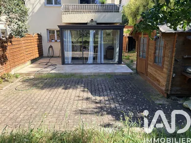 Appartement à Hyères (83400)