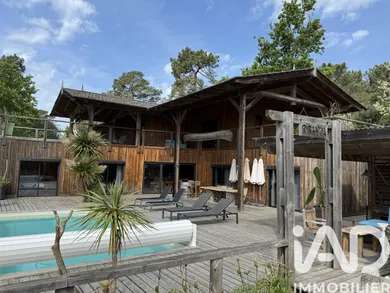 House in Lacanau (33680)