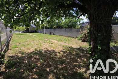 Building plot in Niort (79000)