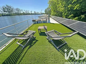 Péniche à Conflans-Sainte-Honorine (78700)