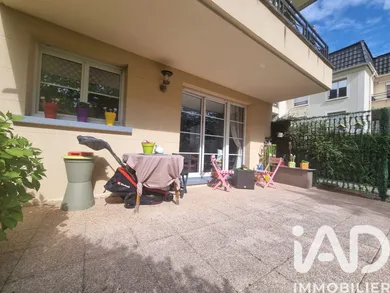 Apartment in Brunoy (91800)