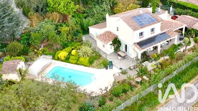 Traditional house in Cuers (83390)