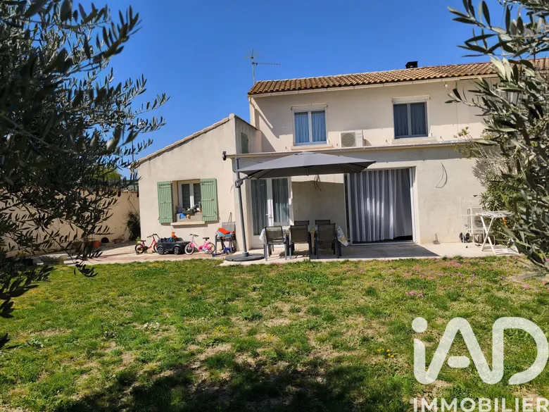 Maison 4 pièces 142 m² · à Montfavet · 142 m² · 330 000 €