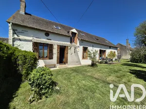 Longere in Dollot (89150)