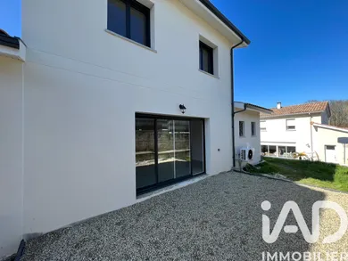 House in Pompignac (33370)