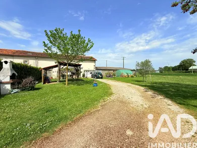 House in Savigné (86400)