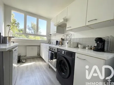 Apartment in Beynes (78650)