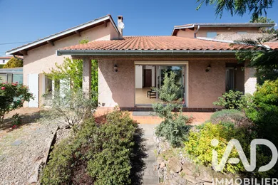 Maison à Saint-Genis-les-Ollières (69290)