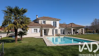 Maison traditionnelle à Gan (64290)