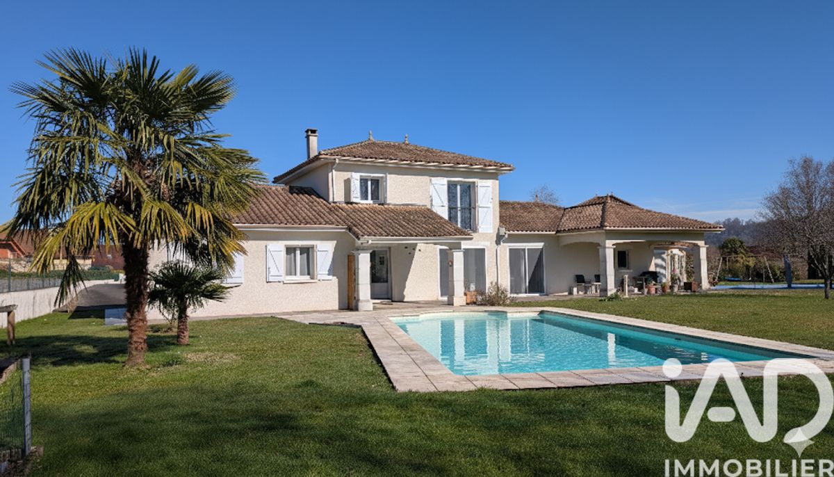 maison à Gan