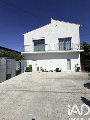 Apartment in Aubagne (13400)