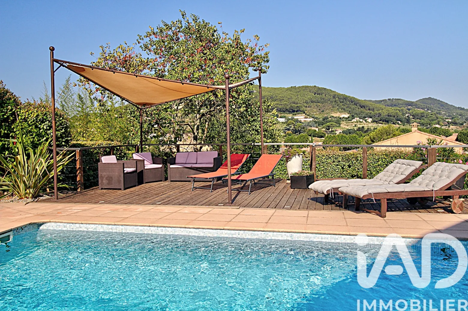 Vente maison à Évenos (83330) : maison d'architecte 6 pièces 149 m² - 1999822 — 2