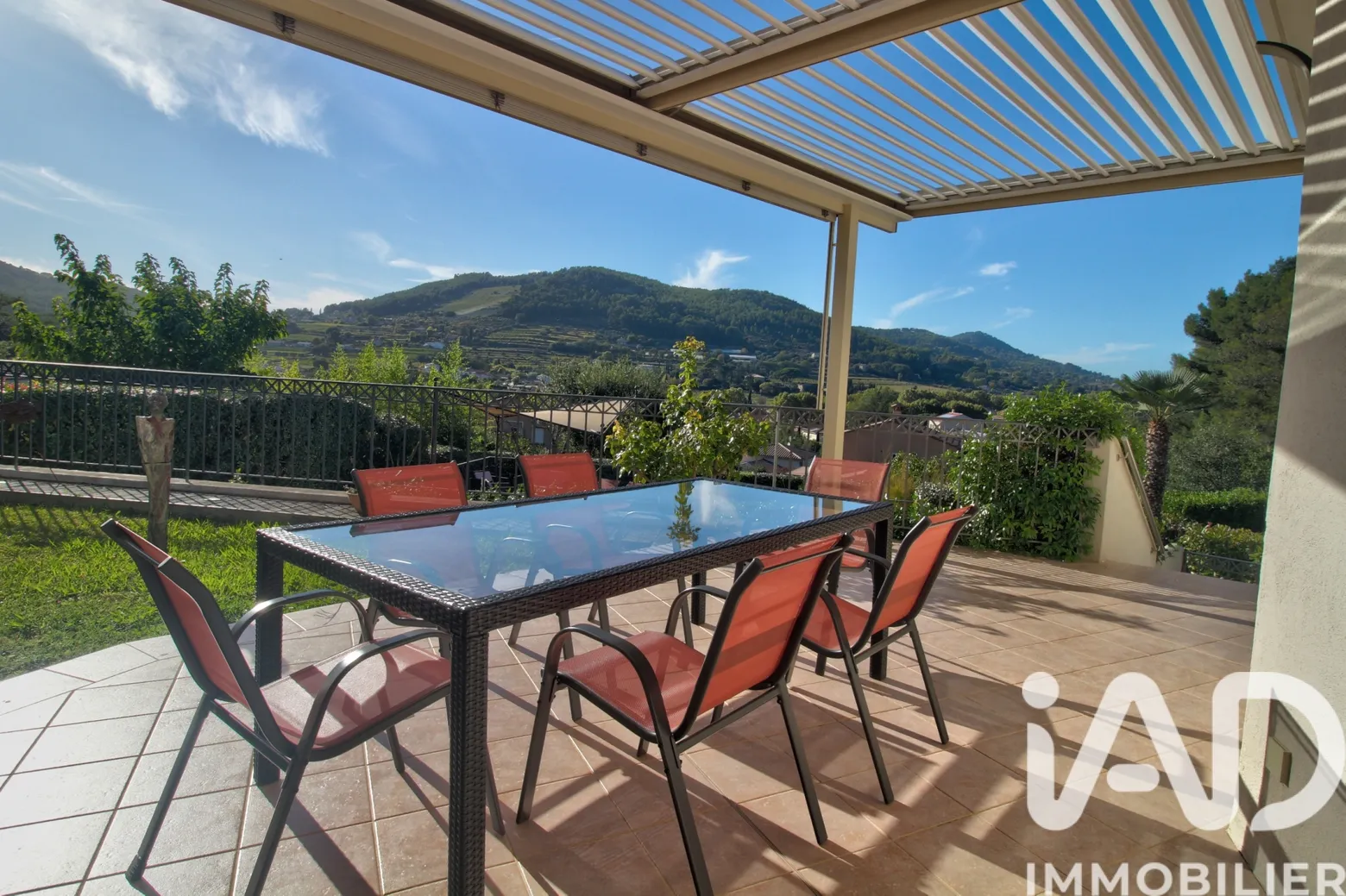Vente maison à Évenos (83330) : maison d'architecte 6 pièces 149 m² - 1999822 — 3