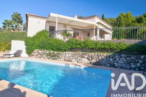 Maison d'architecte à Évenos (83330)