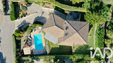 Maison d'architecte à Évenos (83330)