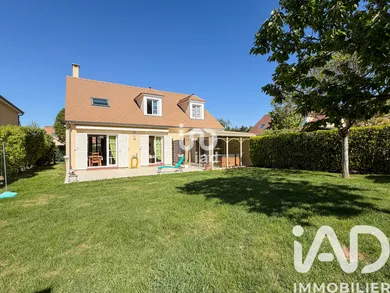 Maison à Saint-Nom-la-Bretèche (78860)