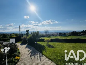 House in Saint-Bonnet-les-Oules (42330)