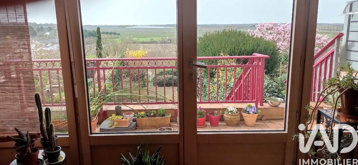 Vente maison à Brissac Loire Aubance (49320) : maison de ville 8 pièces 197 m²