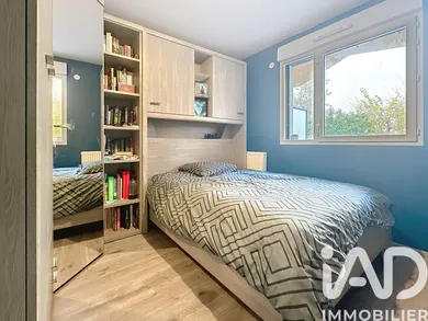 Apartment in Décines-Charpieu (69150)