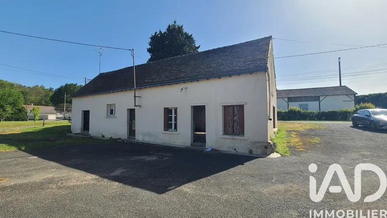 Maison 3 pièces 80 m² · à Vernoil-le-Fourrier · 80 m² · 39 000 €