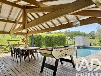 House in Salles (33770)