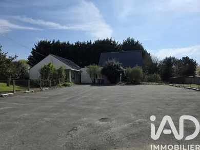 Murs commerciaux  à Mayet (72360)