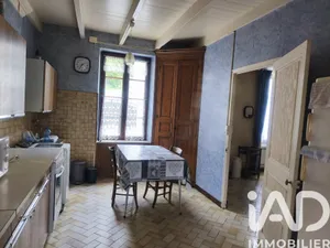 Townhouse in Coteaux-du-Blanzacais (16250)
