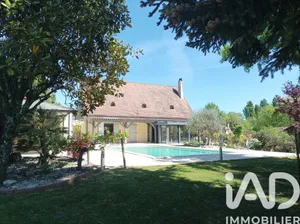 Maison traditionnelle à Bouniagues (24560)