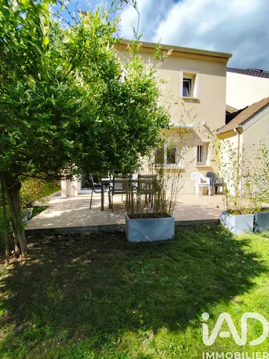 House in Rambouillet (78120)