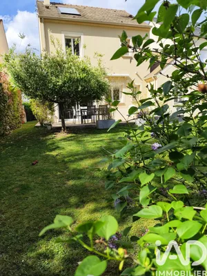 House in Rambouillet (78120)