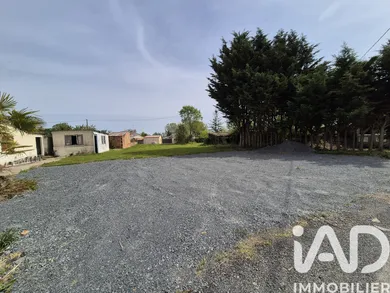 Village house in VAL EN VIGNES (79290)