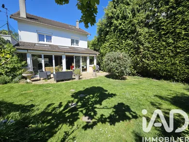 Maison à Vélizy-Villacoublay (78140)