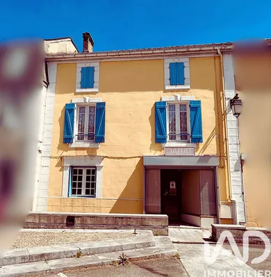 Maison de ville à Pontacq (64530)