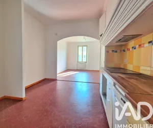 Apartment in Hyères (83400)