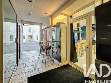 Restaurant à Mareuil (24340)