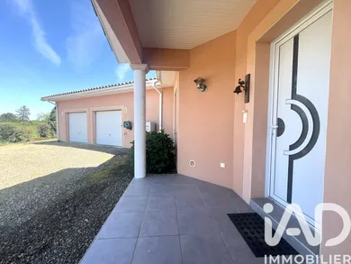 House in Buanes (40320)