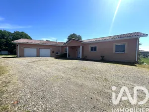 House in Buanes (40320)
