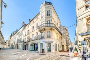 Immeuble à Meaux (77100)