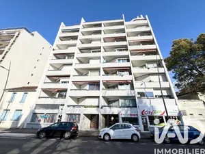 Apartment in Pau (64000)