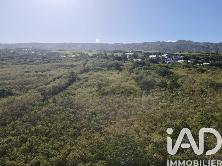 Terrain à bâtir à Saint-Leu (97436) · 610 000 €